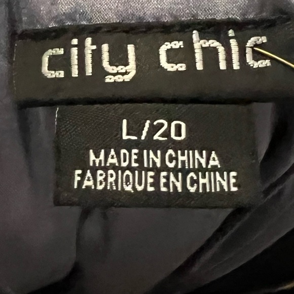 City Chic Florence Whimsy Maxi Dress - Picture 7 of 9